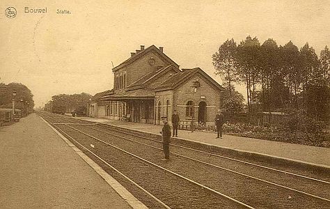 postkaart Bouwel - station