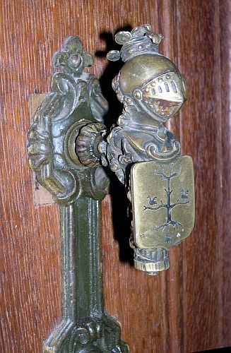 Kasteel van Vorselaar - deurklopper wapenschild Bosschaert